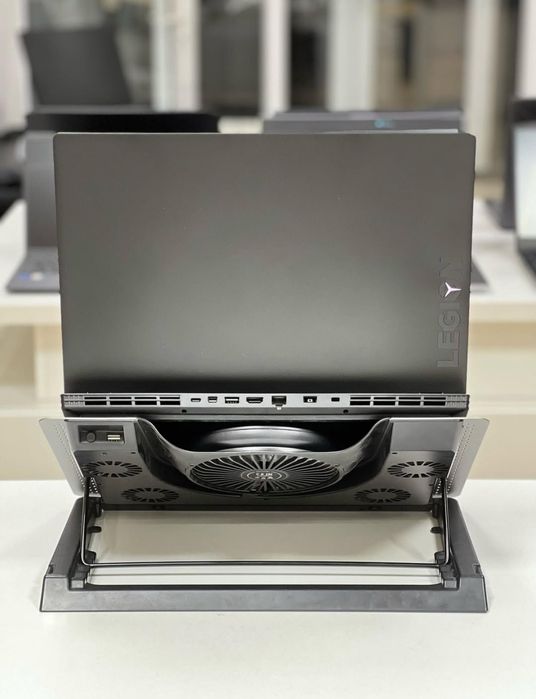 Legion Core i5-9 | GTX 1660Ti |