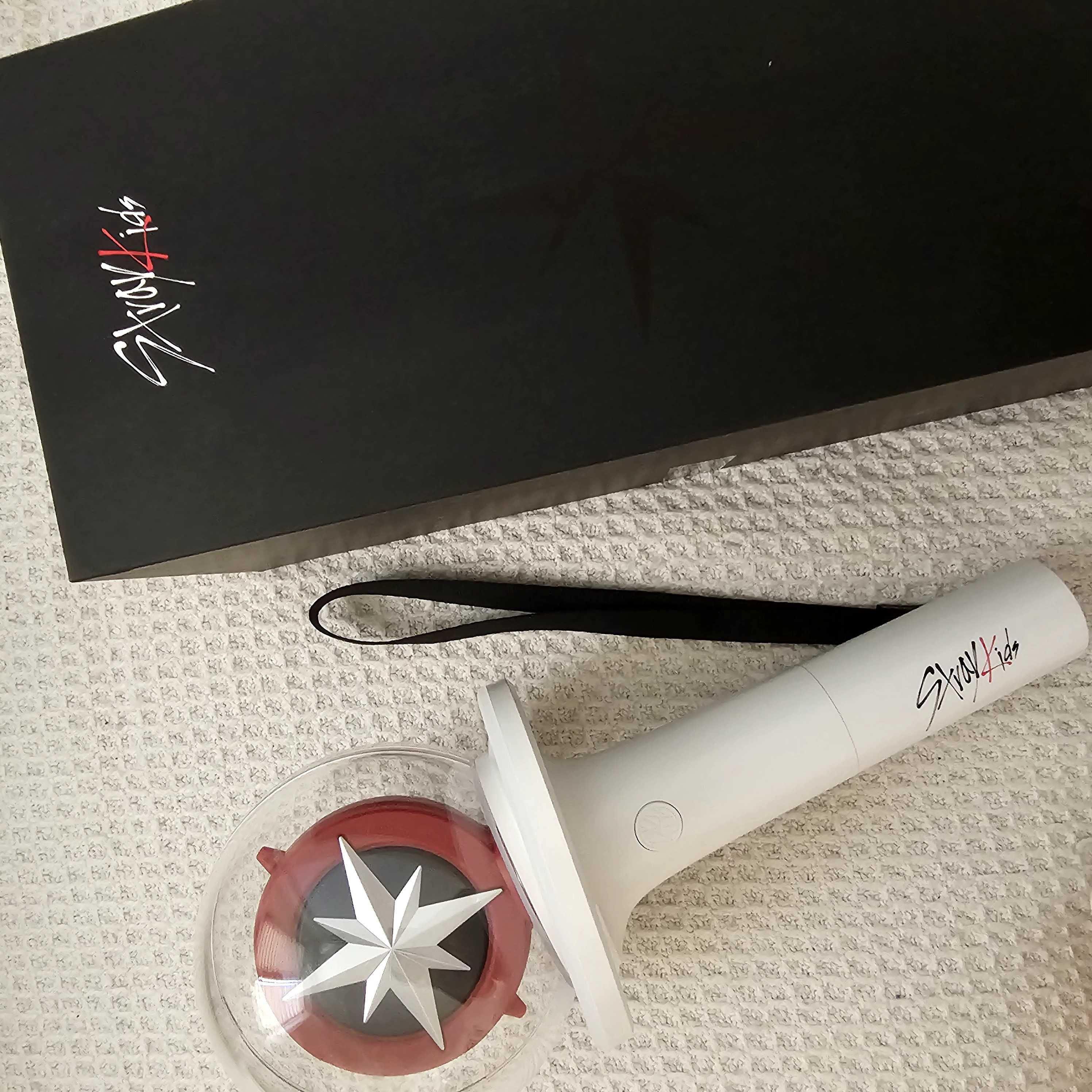 Stray Kids lightstick