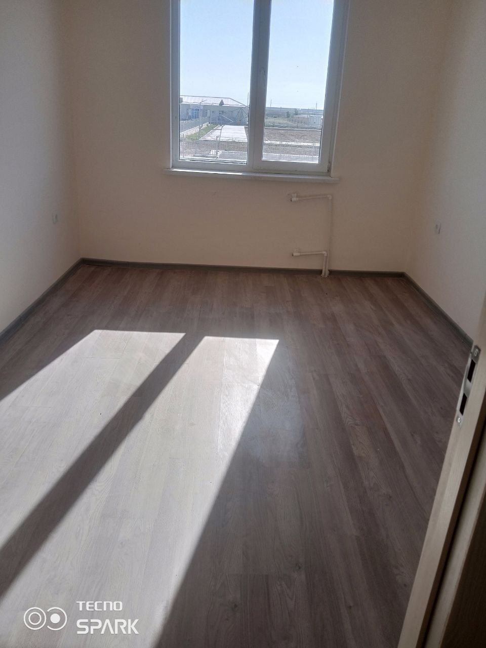 Kvartira sotiladi 5 etajli donni 1 etajli 2 xonali