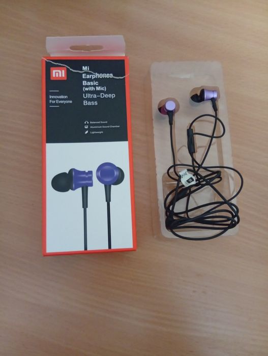 Наушники MI продается