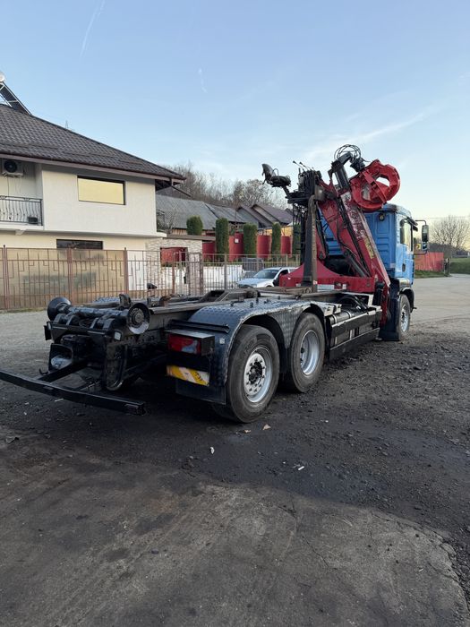 Vand Camion Man cu macara.