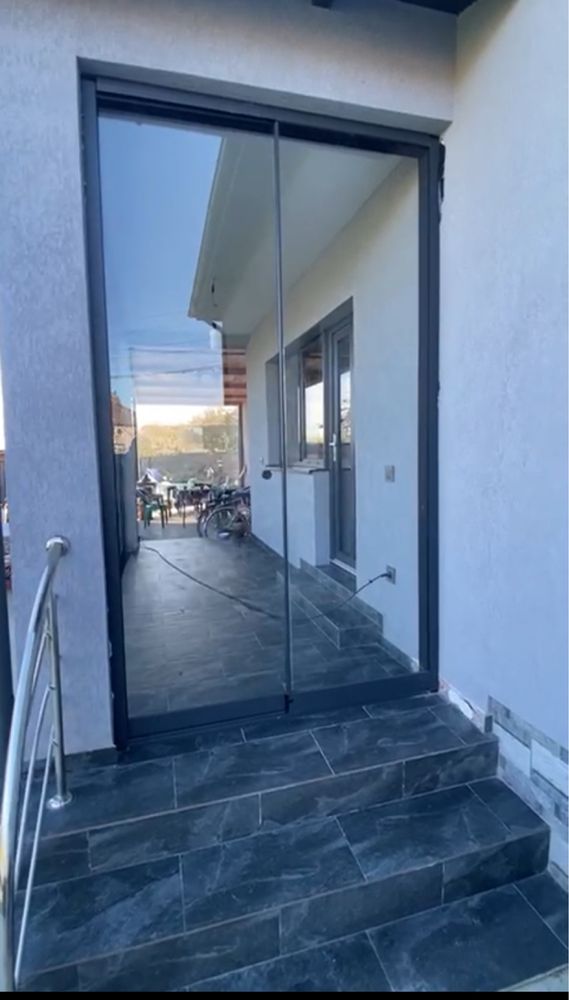 Inchideri terase/foisoare cu sticla securizata