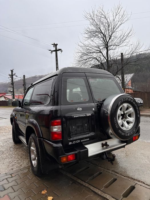 Nissan Patrol 3.0 Diesel cu carte de Ro N1