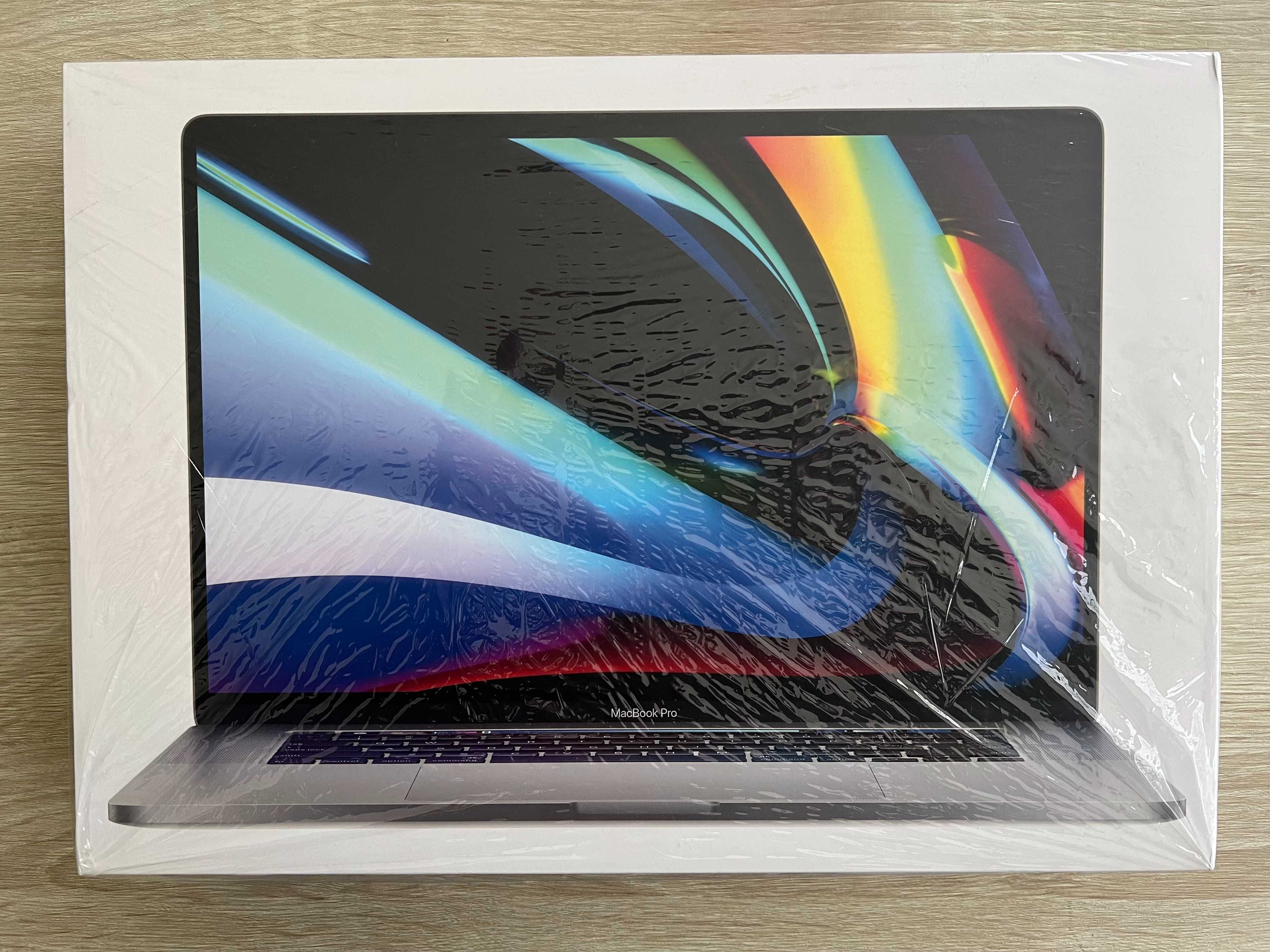 MacBook Pro 16" 2019 i7 16GB/512GB AMD Radeon Pro 5300M 4GB Перфектен