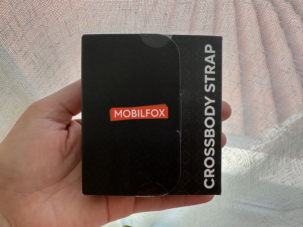 Mobilfox crossbody strap