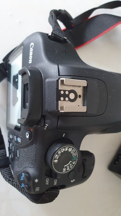 DSLR Фотоапарат Canon 1200D