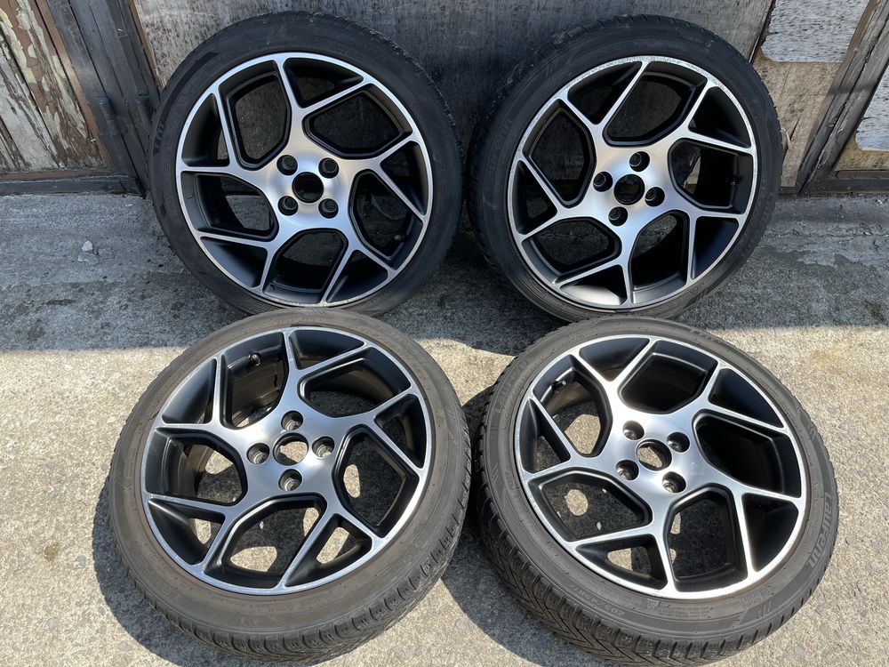Оригинални 17" 4x108 Ford Fiesta MK7 7.5j ET42.5 /63.4