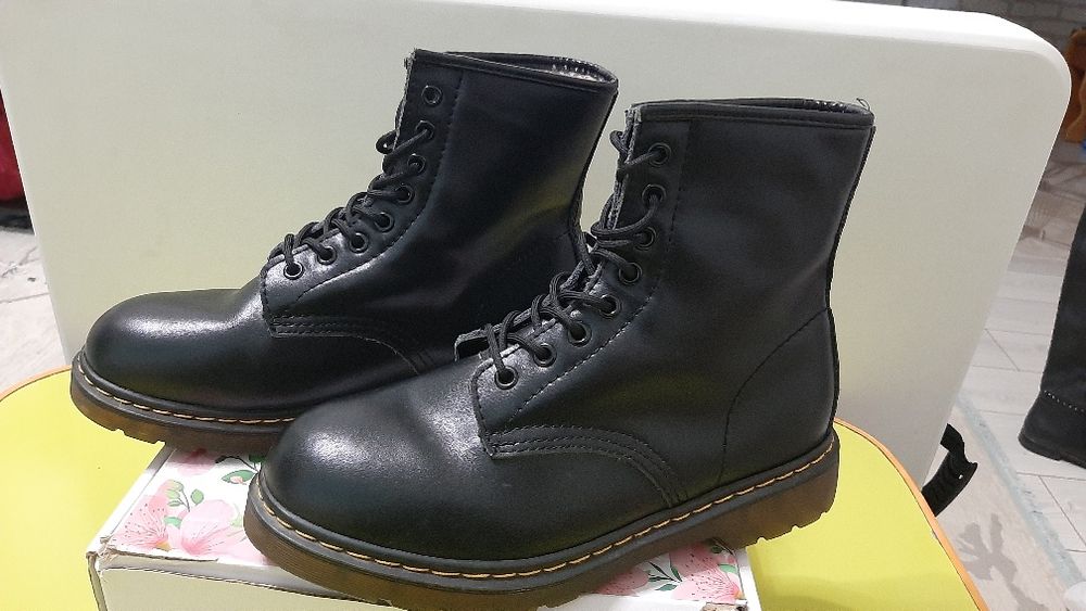 ЭкоКожаные ботинки женсие