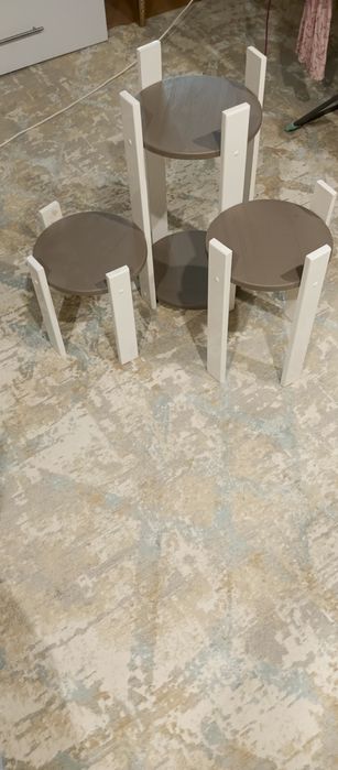 Продам подставку для цветов