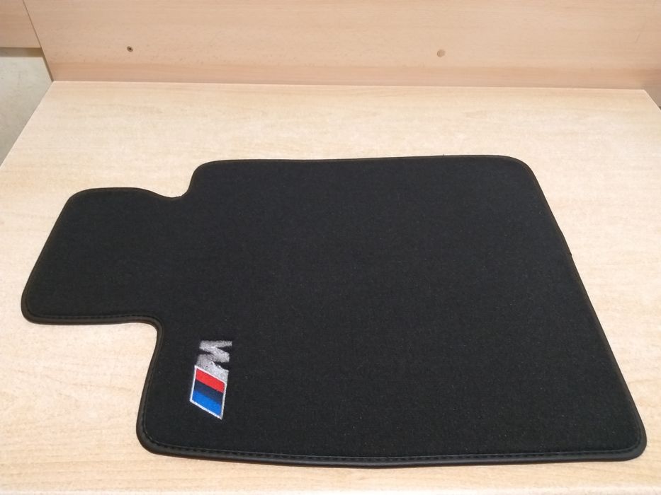 Covorase auto din mocheta dedicate BMW SERIA 7 G11 (G12) ///M