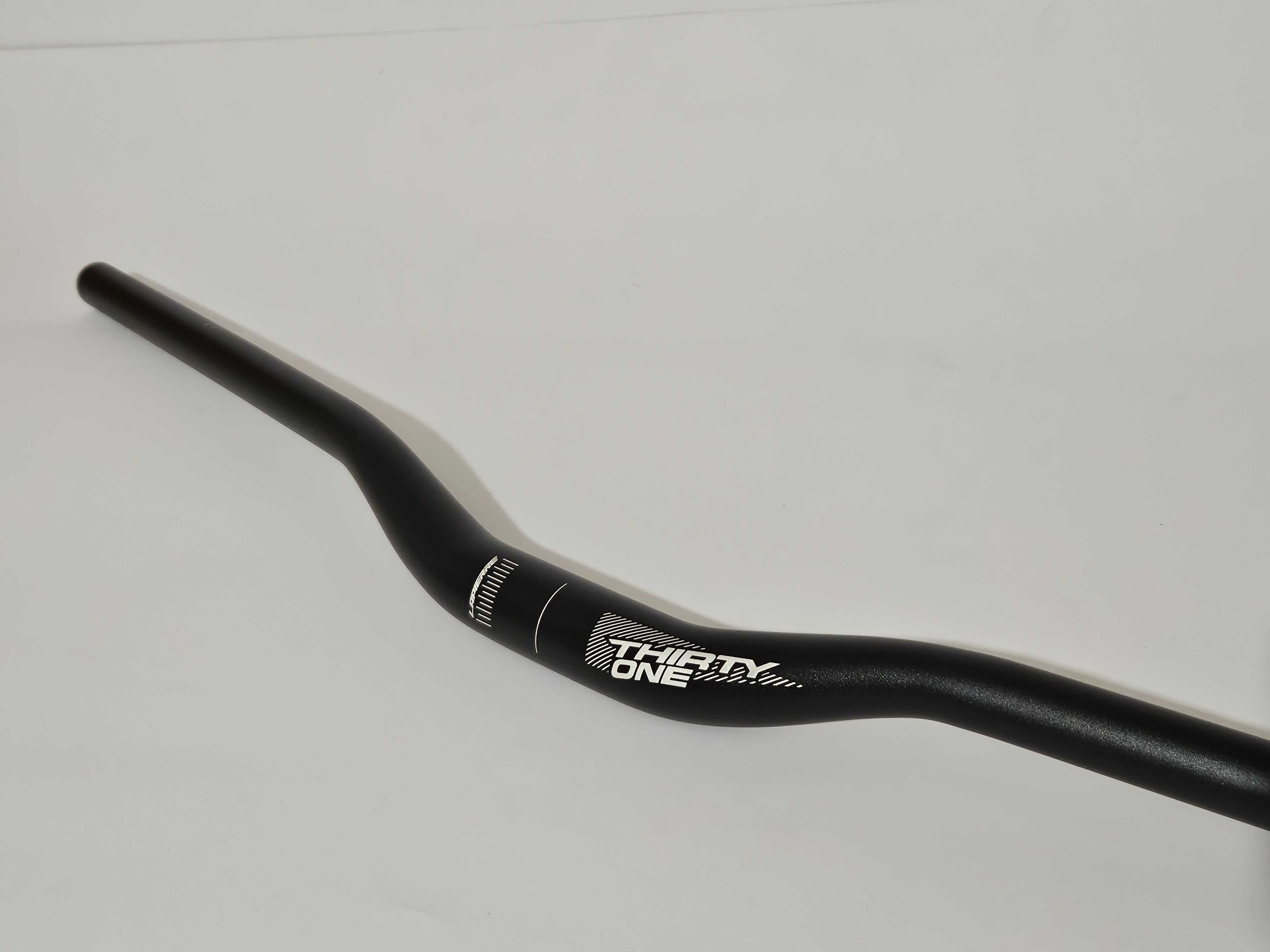 Кормило La Pierre Thirty One 31.8x780mm , 30mm Rise