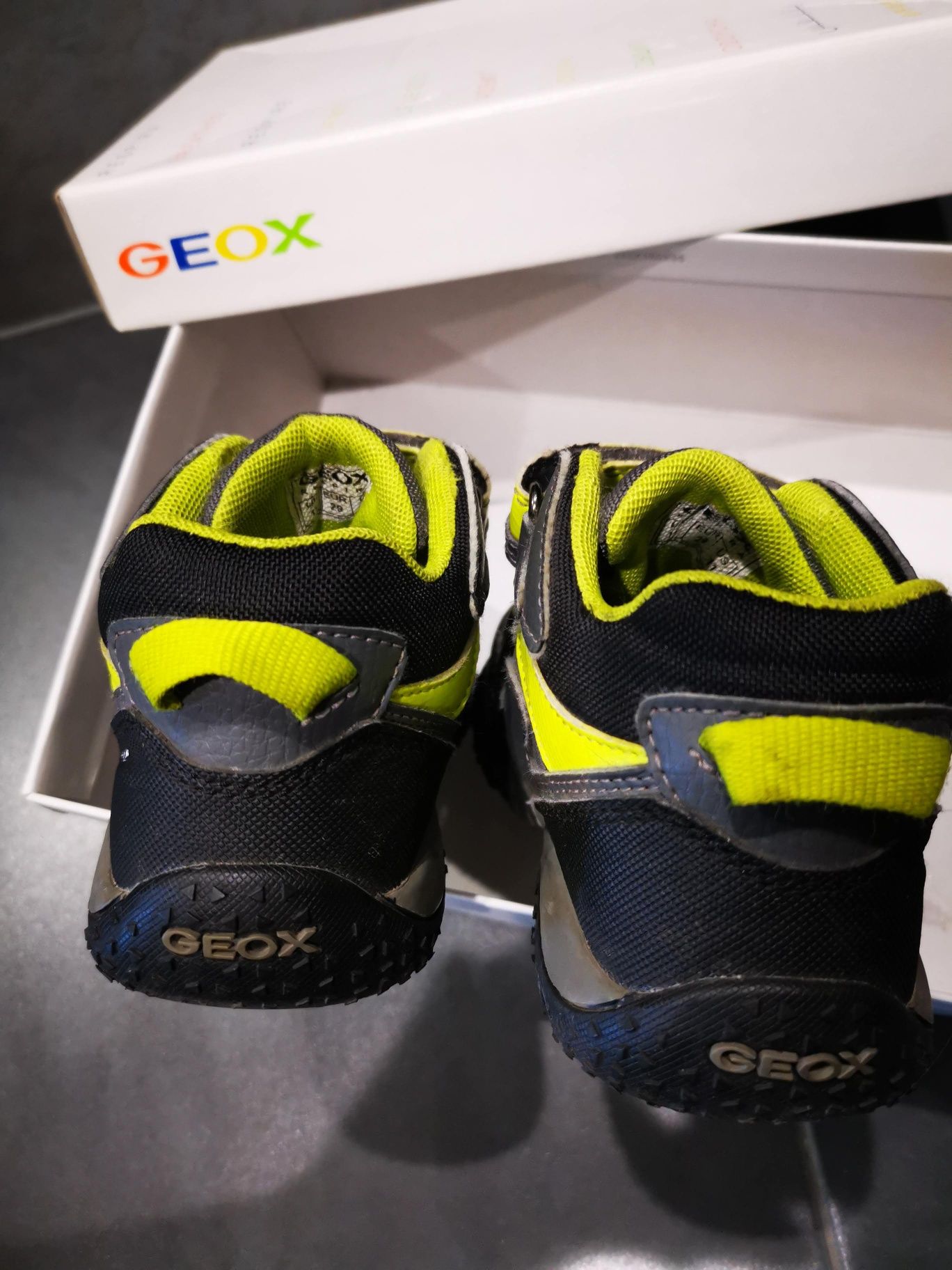Детски обувки Geox, Skechers