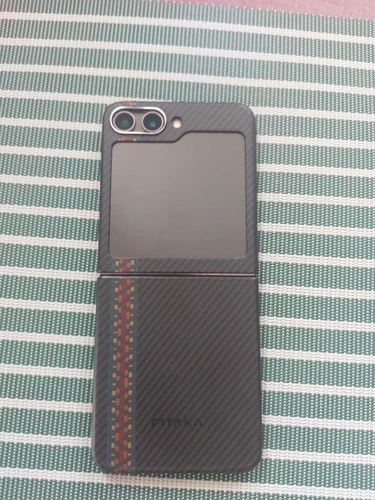 Samsung Galaxy Z Flip 5 256 GB Grapfite