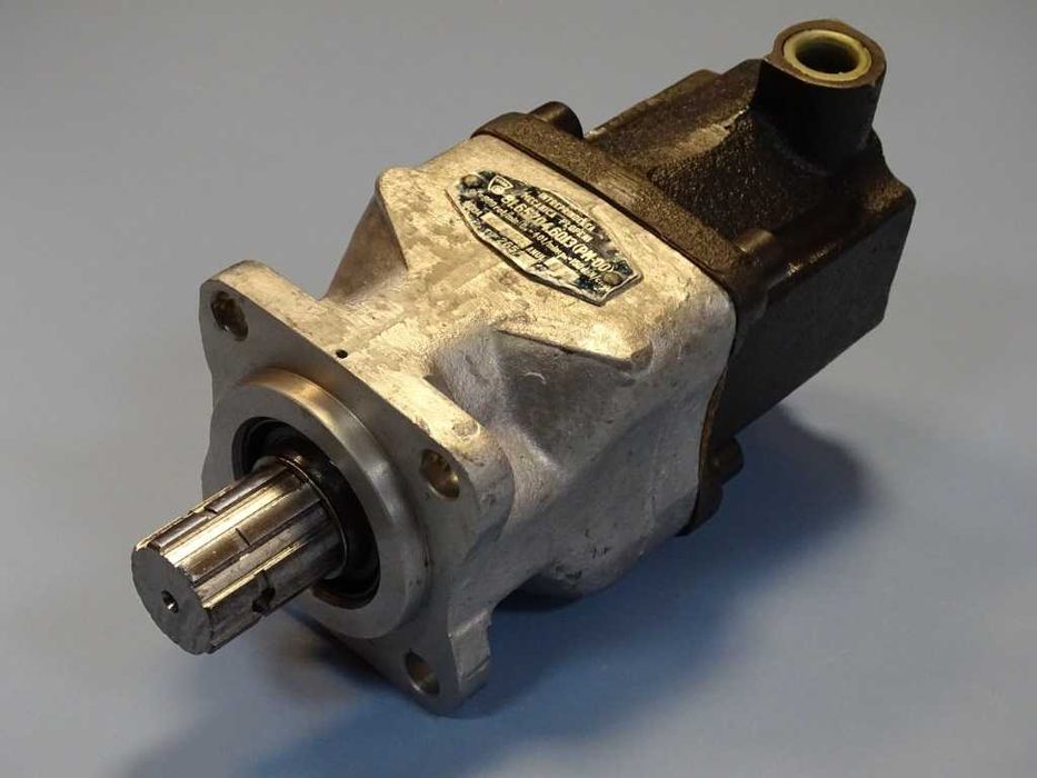 Хидравлична помпа 6-бутална аксиална UMP81.65704 PM-00 265/1X