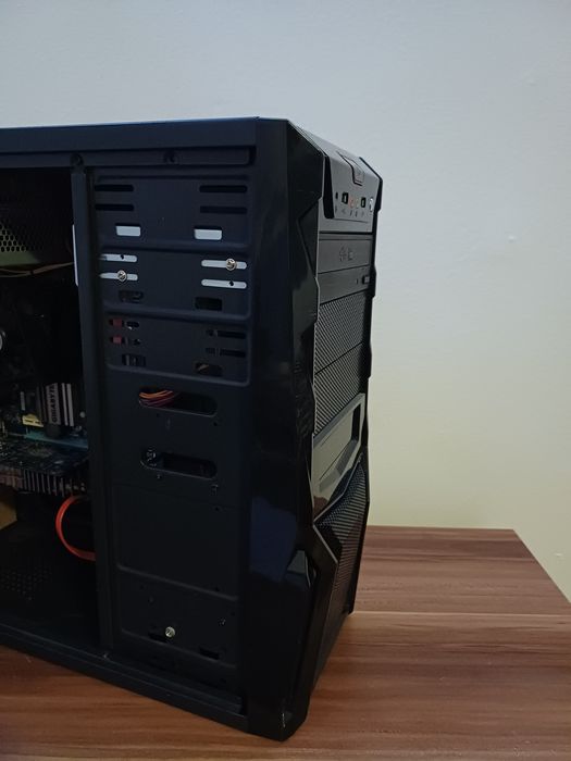 Vand 2 calculatoare PC unitate, Hard Disk