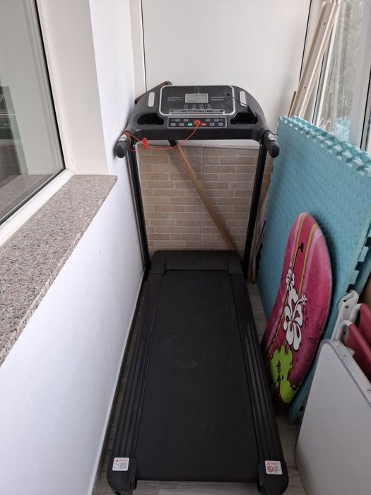 Banda alergare body fit 900 lei