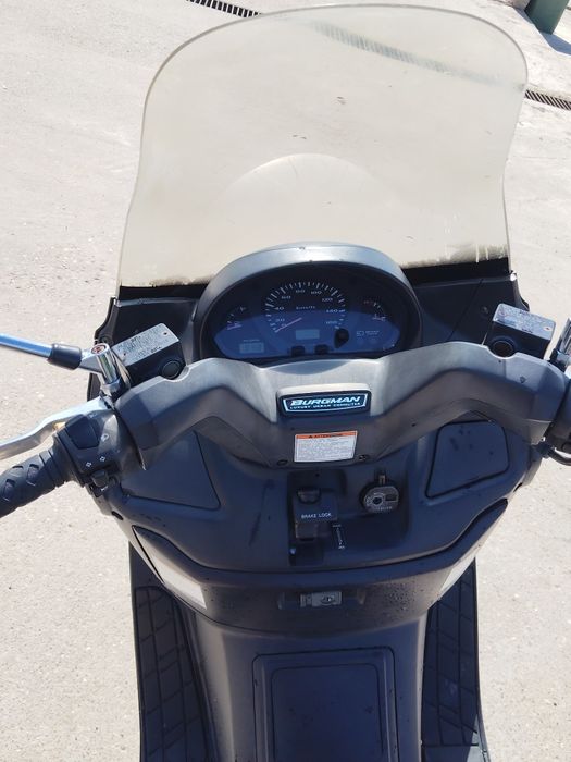 Suzuki burgman 400