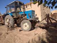 Traktor MTZ hamma narsasi bilan sotiladi