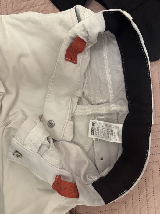 Pantaloni albi concurs echitatie copii