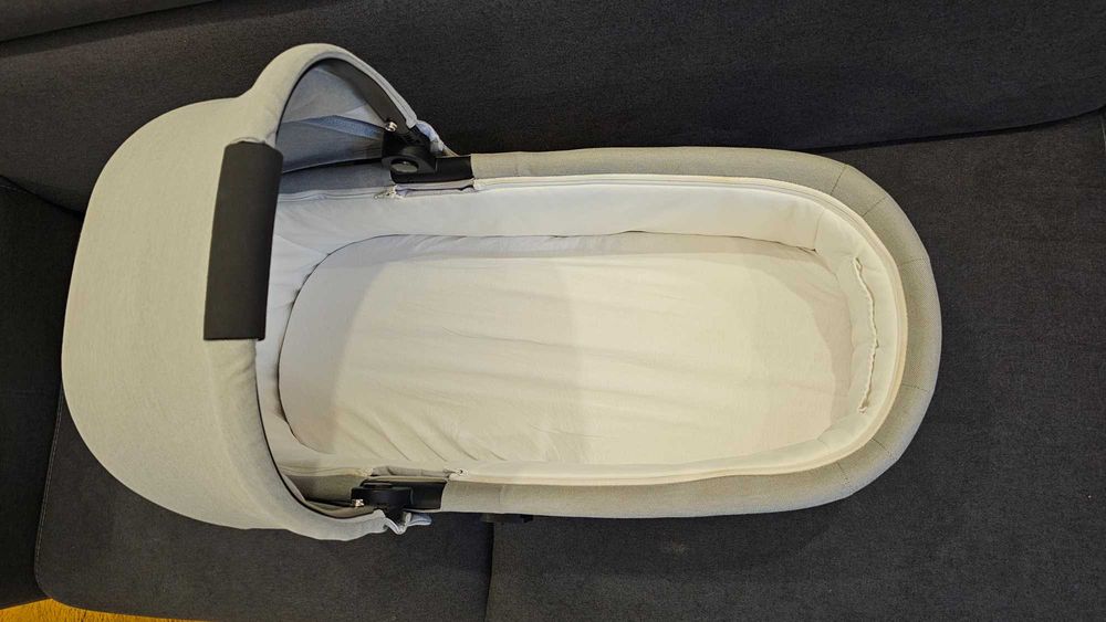 Vand landou Cybex Cot S + adaptori pentru carucior