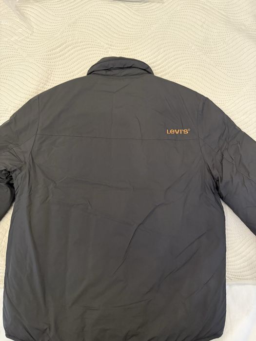 Levis , Guess , Mayoral