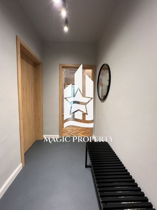 Дава се под наем Четиристаен апартамент в Бургас, Център - 100 кв.м за 969 € - Снимка #9