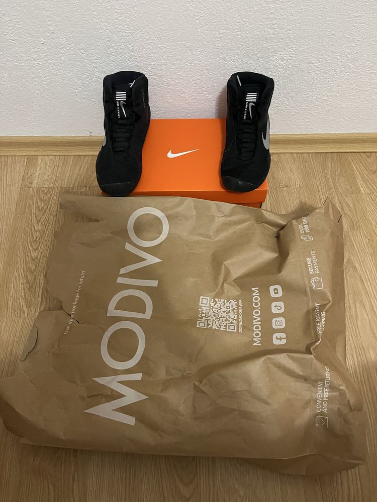 Борцовки  Nike Tawa