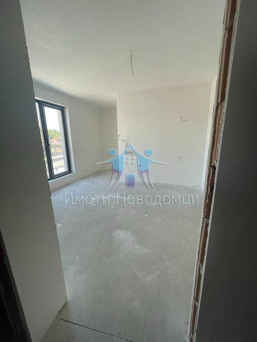 Продава се Двустаен апартамент в Шумен, Пазара - 70 кв.м за 1400 €/кв.м - Снимка #1