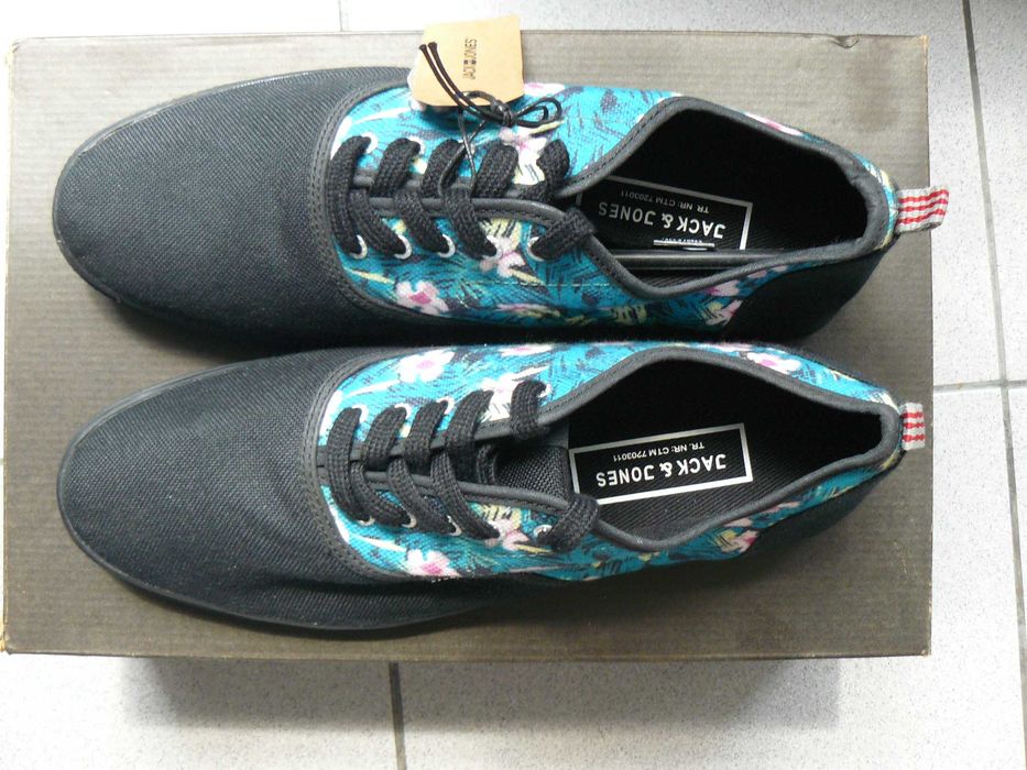 Tenisi Barbati JACK & JONES U.K. Noi In Cutie,Negru Cu Green Floral