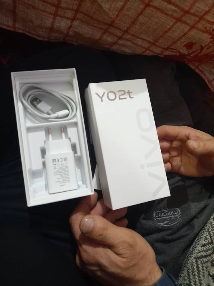 Vivo V02t yangi. Garantiya