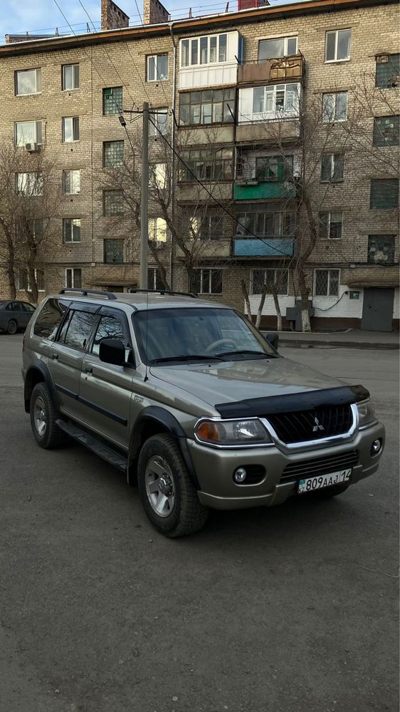 Продам Mistubishi montero sport