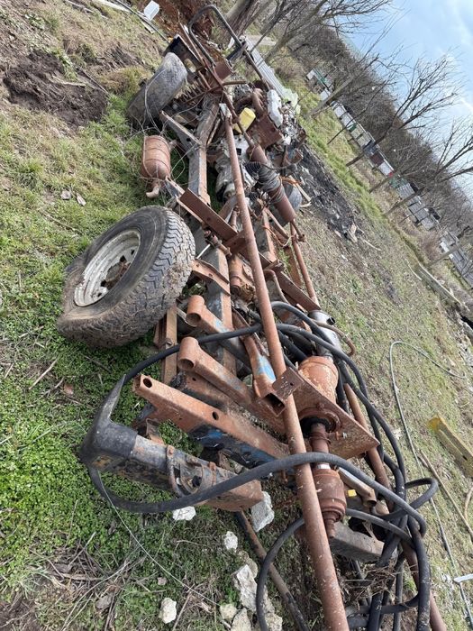 Caroserie motor ARO d 127 forat put prajini