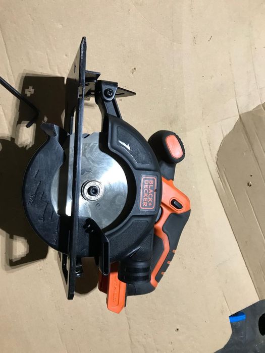 Fierastrau Circular Black Decker BDCCS18 Nou Defect doar Corp