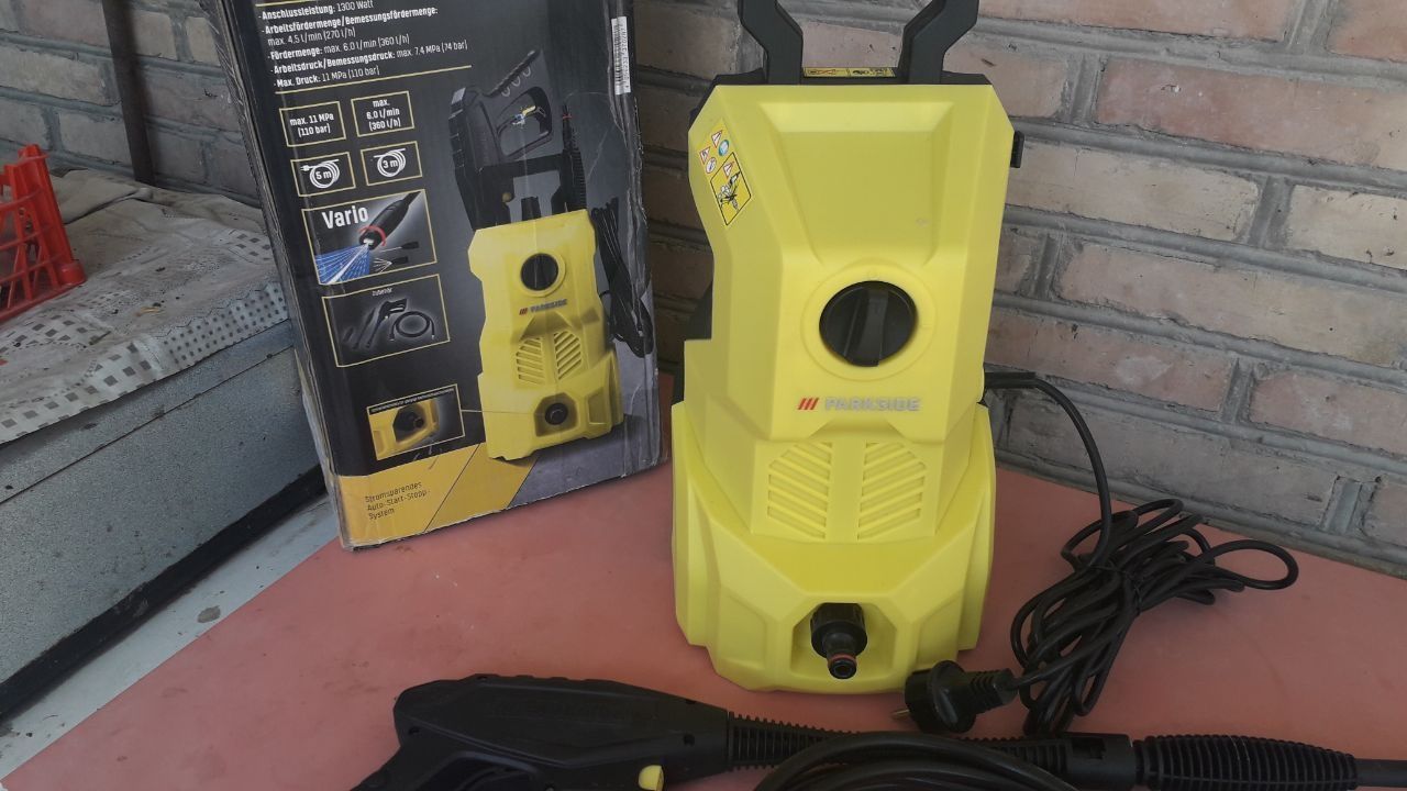 Продаётся новый карчер