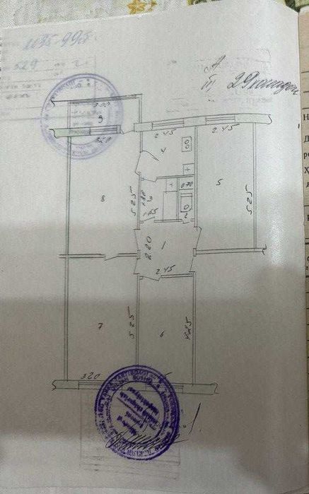 Продаётся 4-комнатная квартира, 73 м², 3 этаж. Хрущёвка.