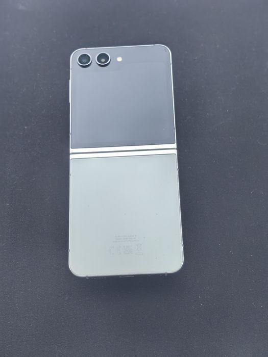 Samsung Galaxy Z Flip5 512 GB-beu419