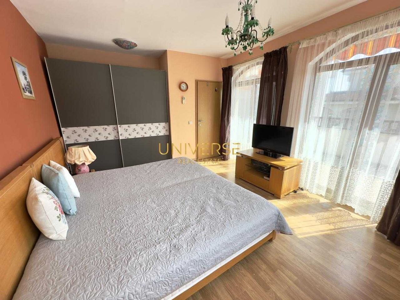 Продава се Тристаен апартамент в Ахелой - 75 кв.м за 940 €/кв.м - Снимка #2