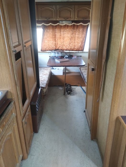 Rulota Hobby lunga pt 5 persoane