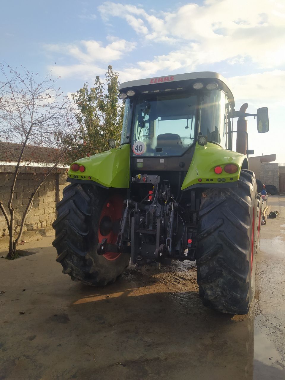 Traktor Class Arion 630