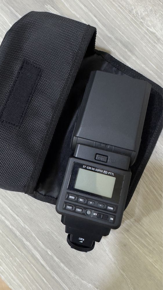 Вспышка Sigma EF-530 DG super