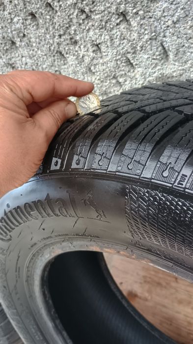 Зимни гуми CONTINENTAL 195/65/15' - 4 бр.