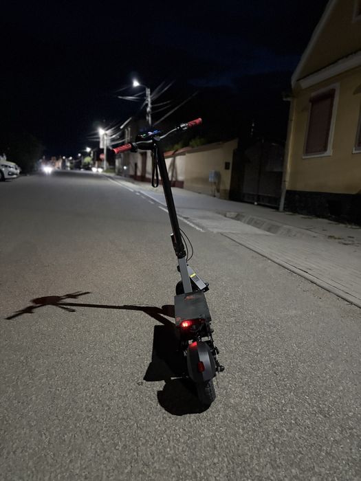 Vand trotineta kukirin g2