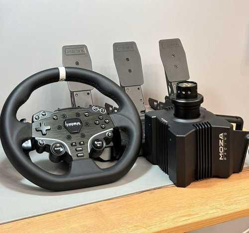 Игровой руль moza r5