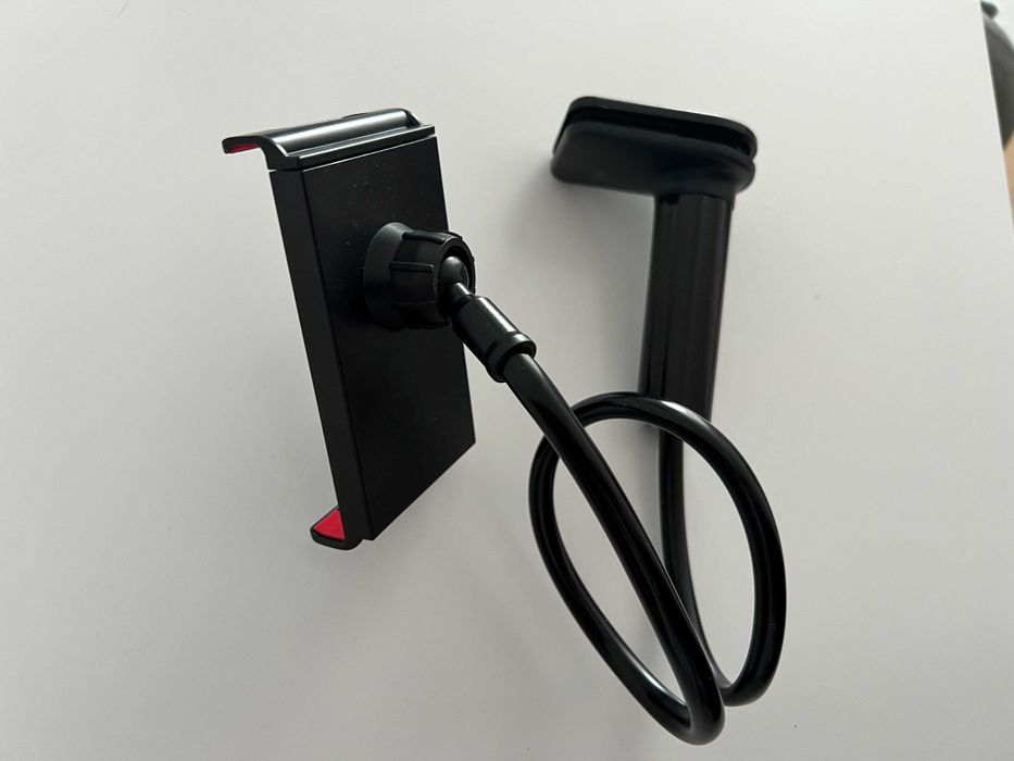 Suport Smartphone sau Tableta ajustabil, cu sistem de prindere
