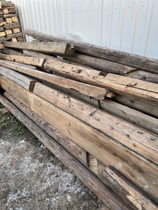 Bârne uscate din lemn, pentru cabane, foisor, decor rustic etc