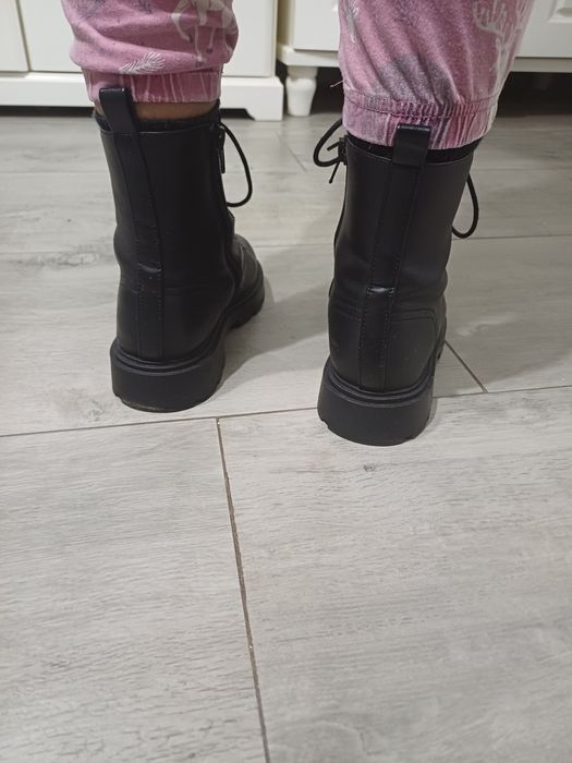 Ghete Mango din piele naturala (bovina )