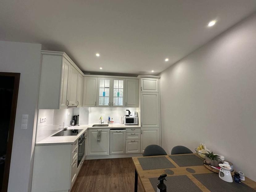 Дава се под наем Двустаен апартамент в Пловдив, Младежки Хълм - 75 кв.м за 750 € - Снимка #1