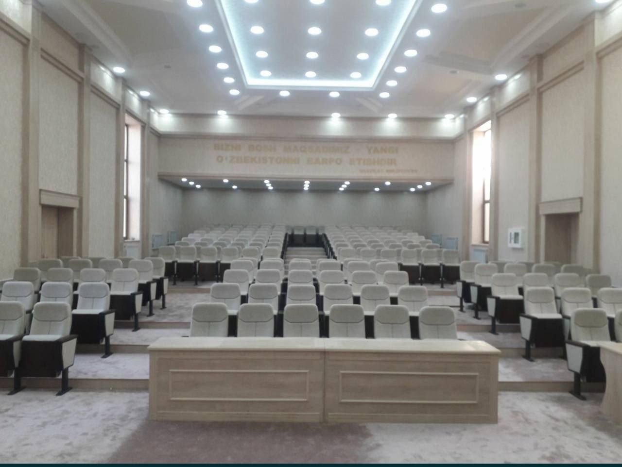 Театральный Стул кресло для активного зала