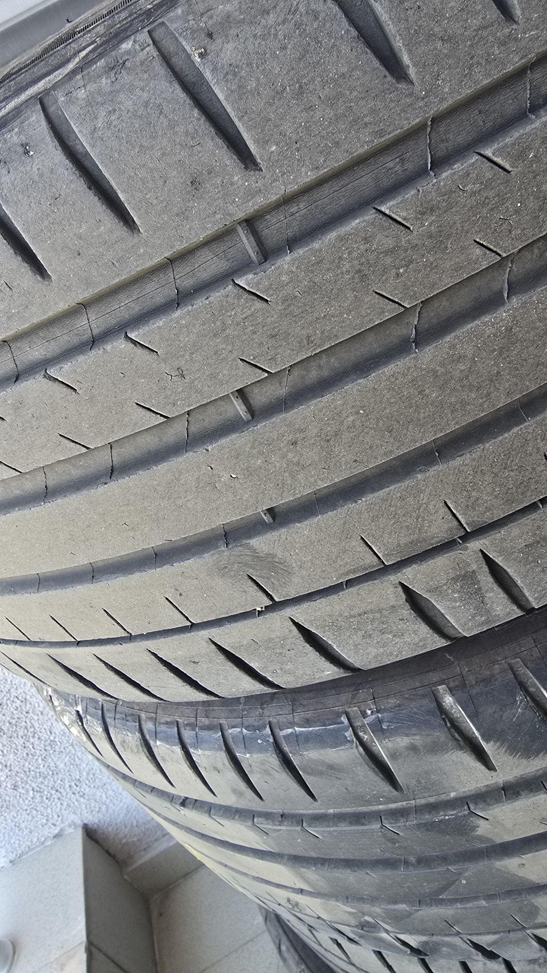 4 бр. Летни Гуми 235/45 R20 ,Мишелин, Michelin Pilot Sport 4S