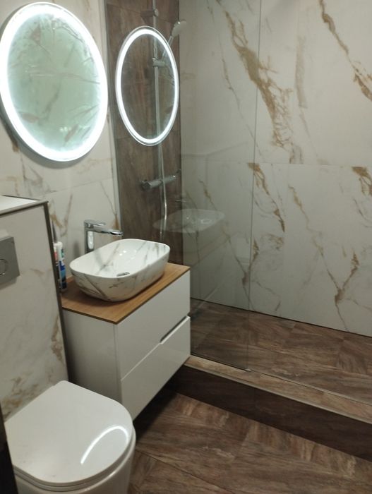 Amenajări interioare, apartamente , case , băi, curți , instalați sani